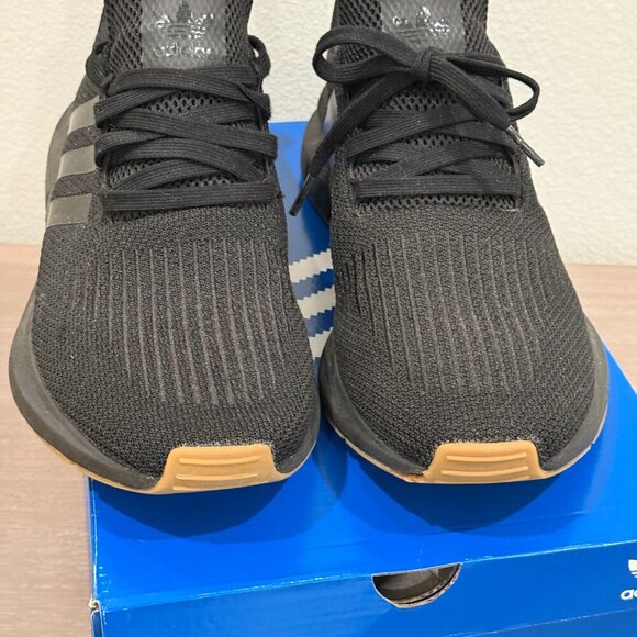 Adidas Originals Swift Run OG Sneakers Black Gum Men's Casual Shoes - Picture 4 of 6